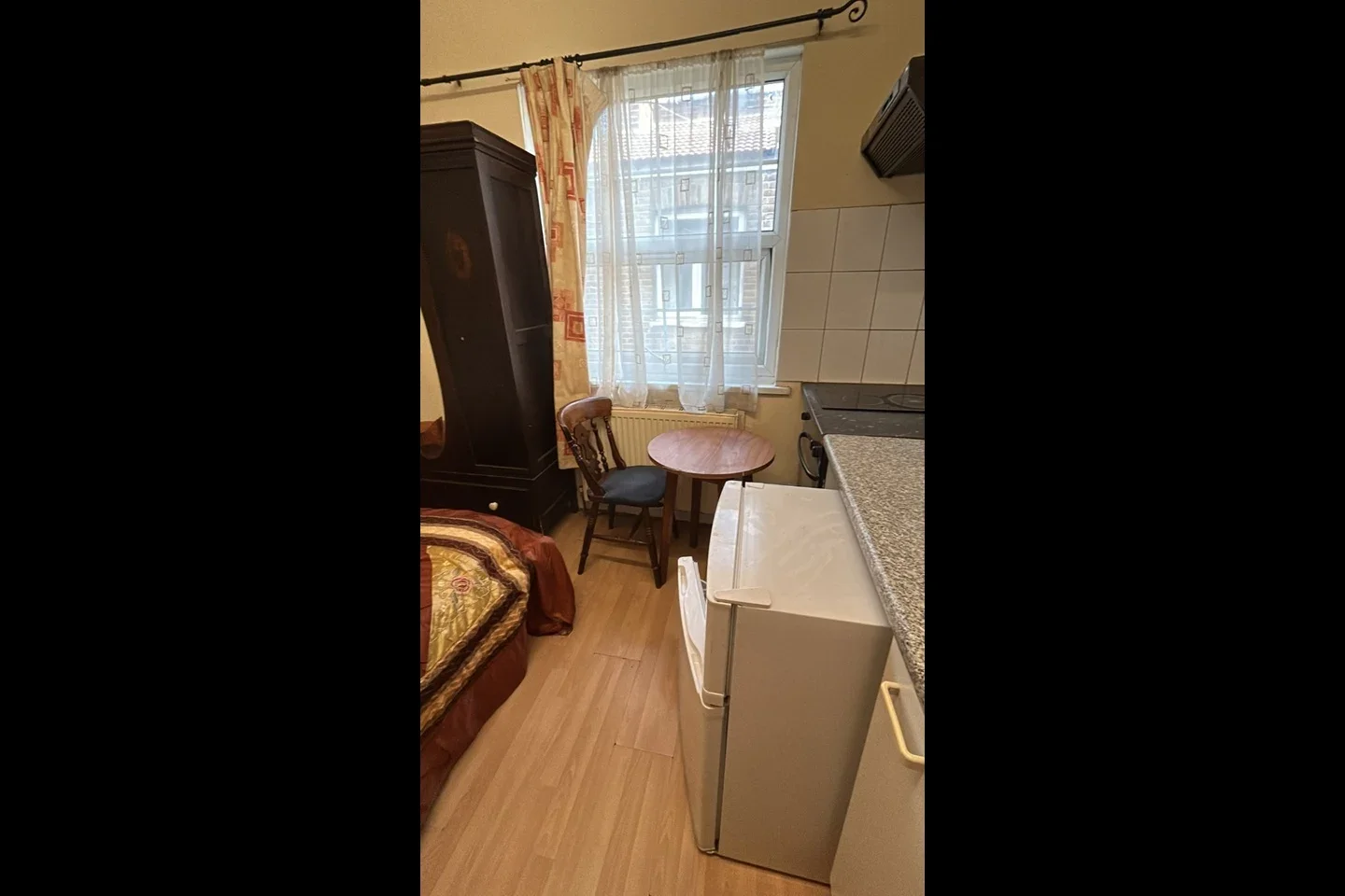 Flat Bulstrode Road in Greater London