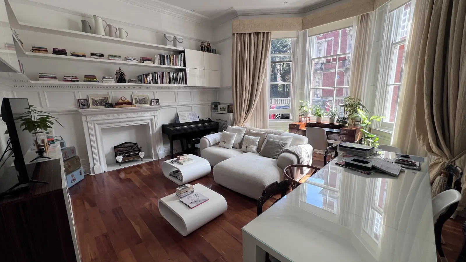 Flat Kensington Gate in Greater London