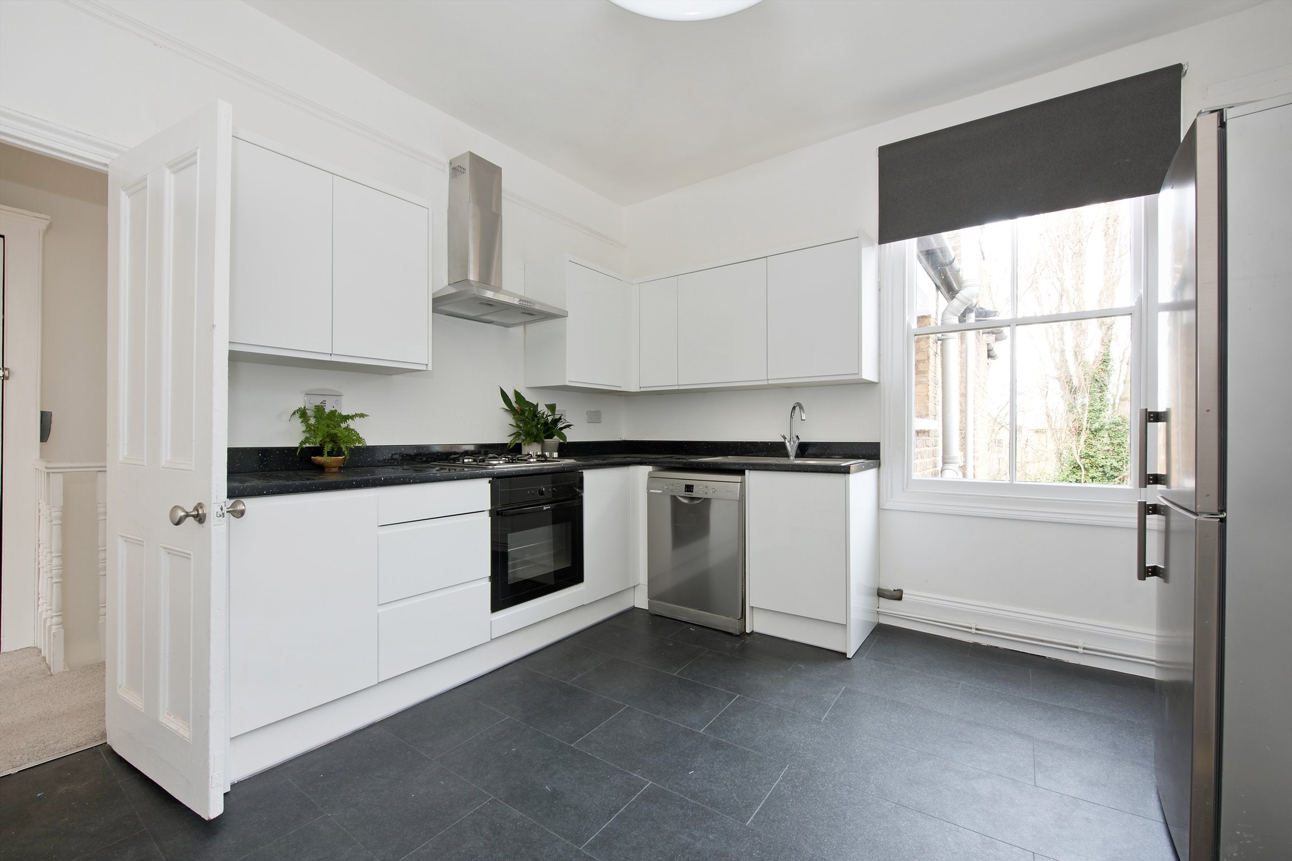 Flat Tressillian Road in Greater London