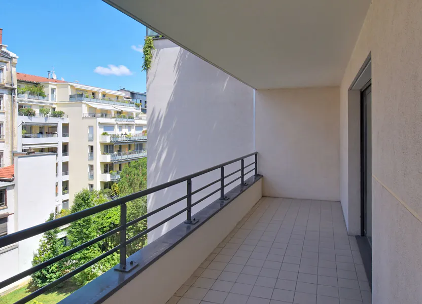 Flat Rue Saint-Antoine in Lyon