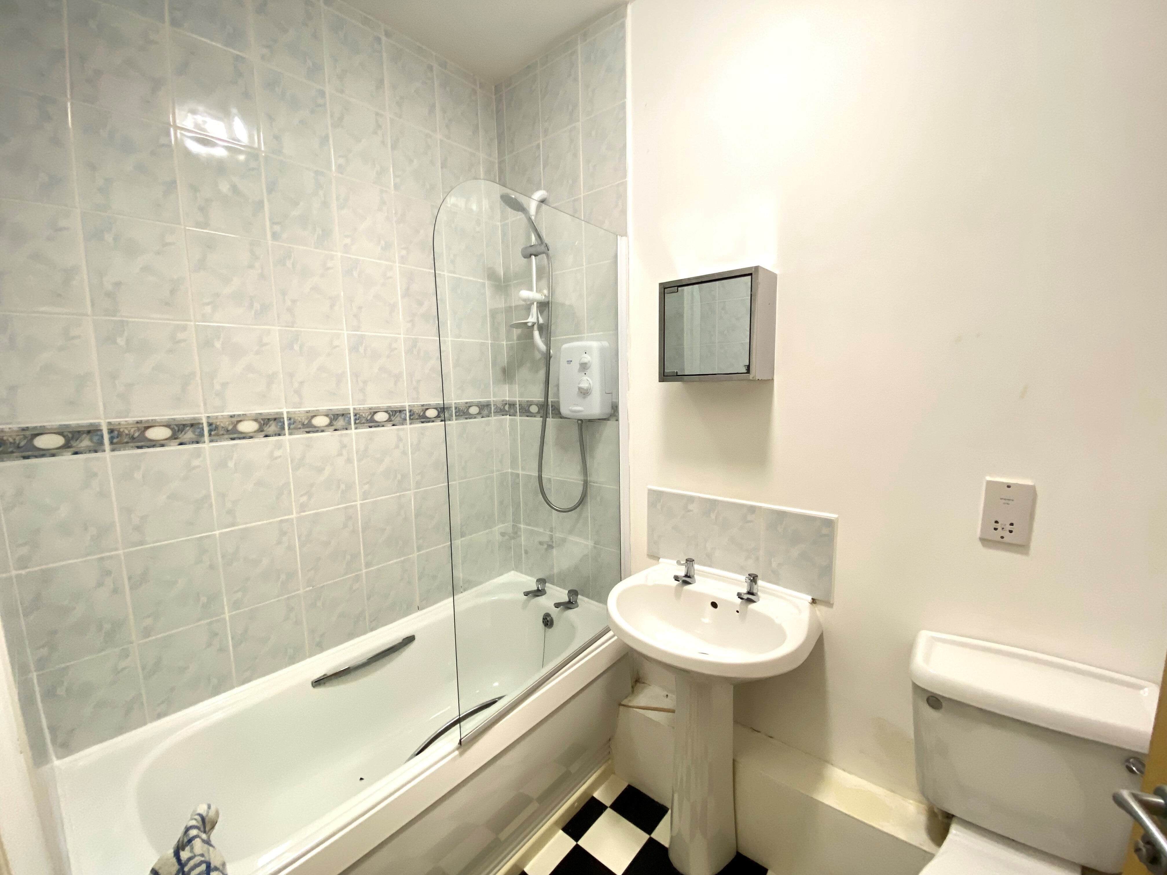 Flat Northenden Road in Trafford