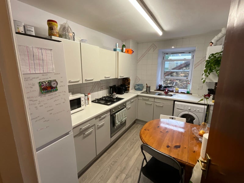 Room Voss Street in Greater London