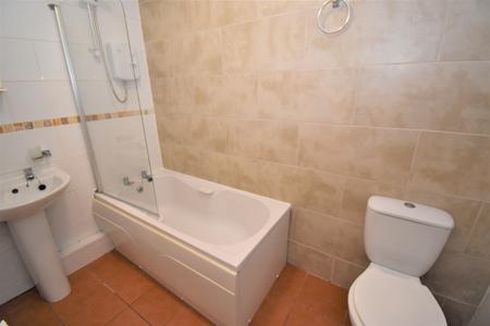 House Powers Court in Royal Leamington Spa