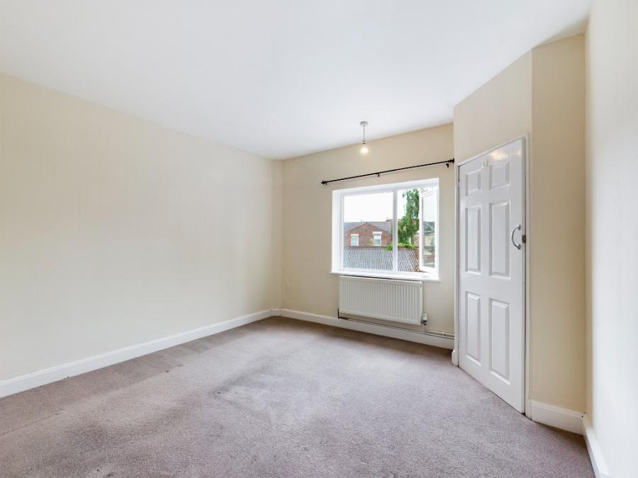 Flat Hewett Road in Portsmouth