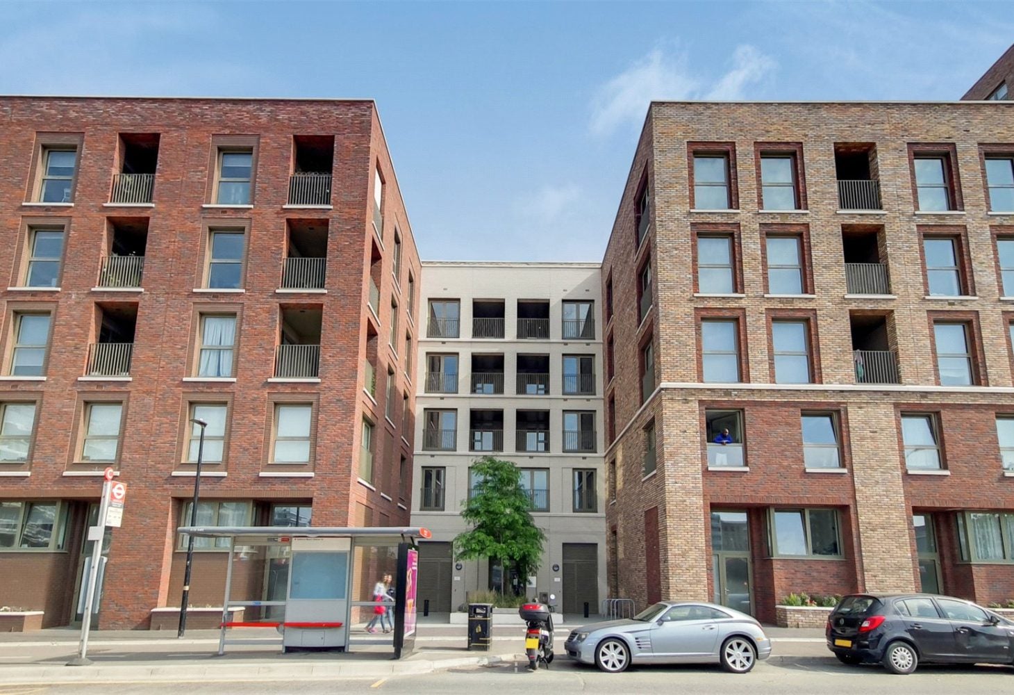 Flat Atlantis Avenue in Greater London