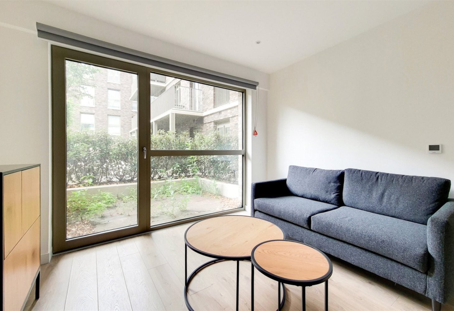 Flat Atlantis Avenue in Greater London
