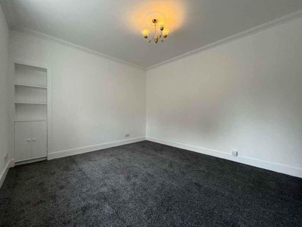 Flat Strathmore Street in Perth