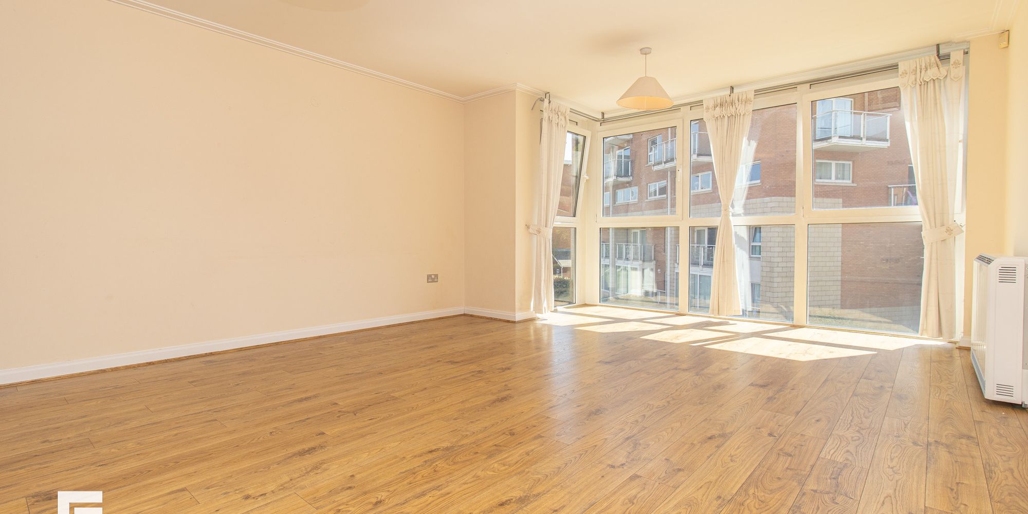 Flat Chandlery Way in Cardiff