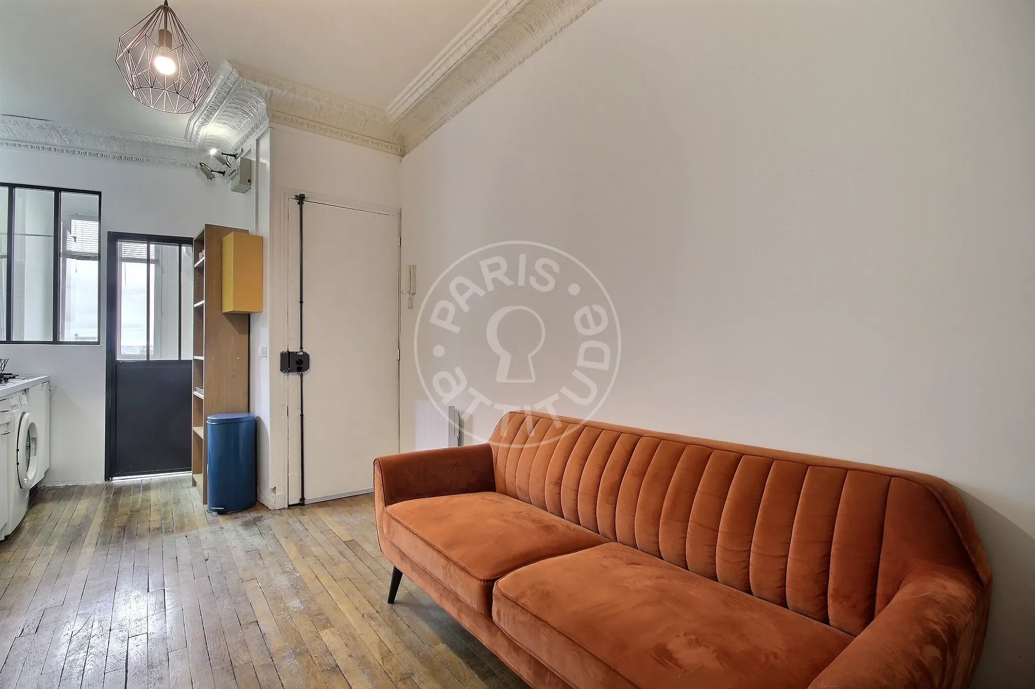 Appartement Rue Tourlaque à Paris
