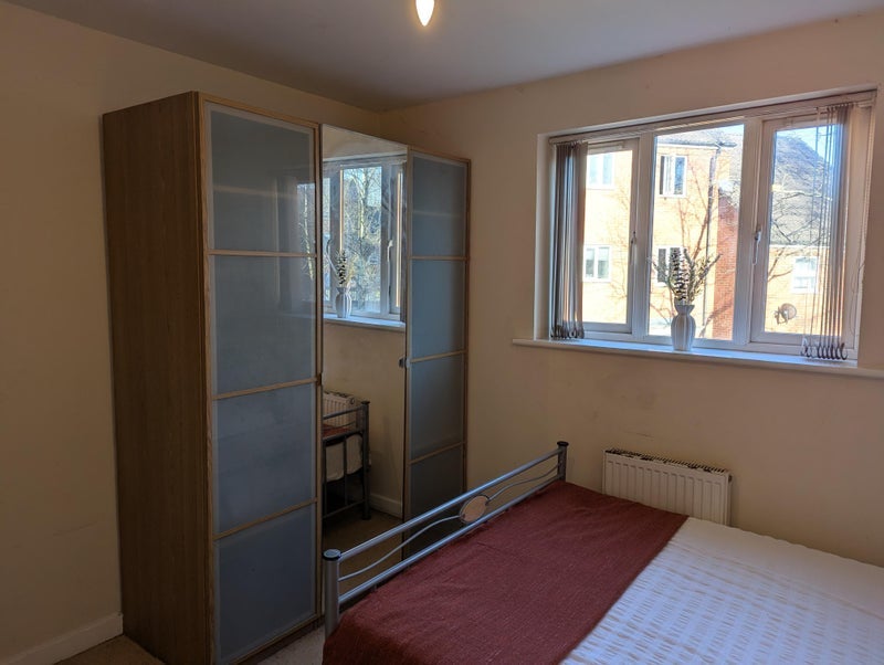 Room Montvale Gardens in Leicester