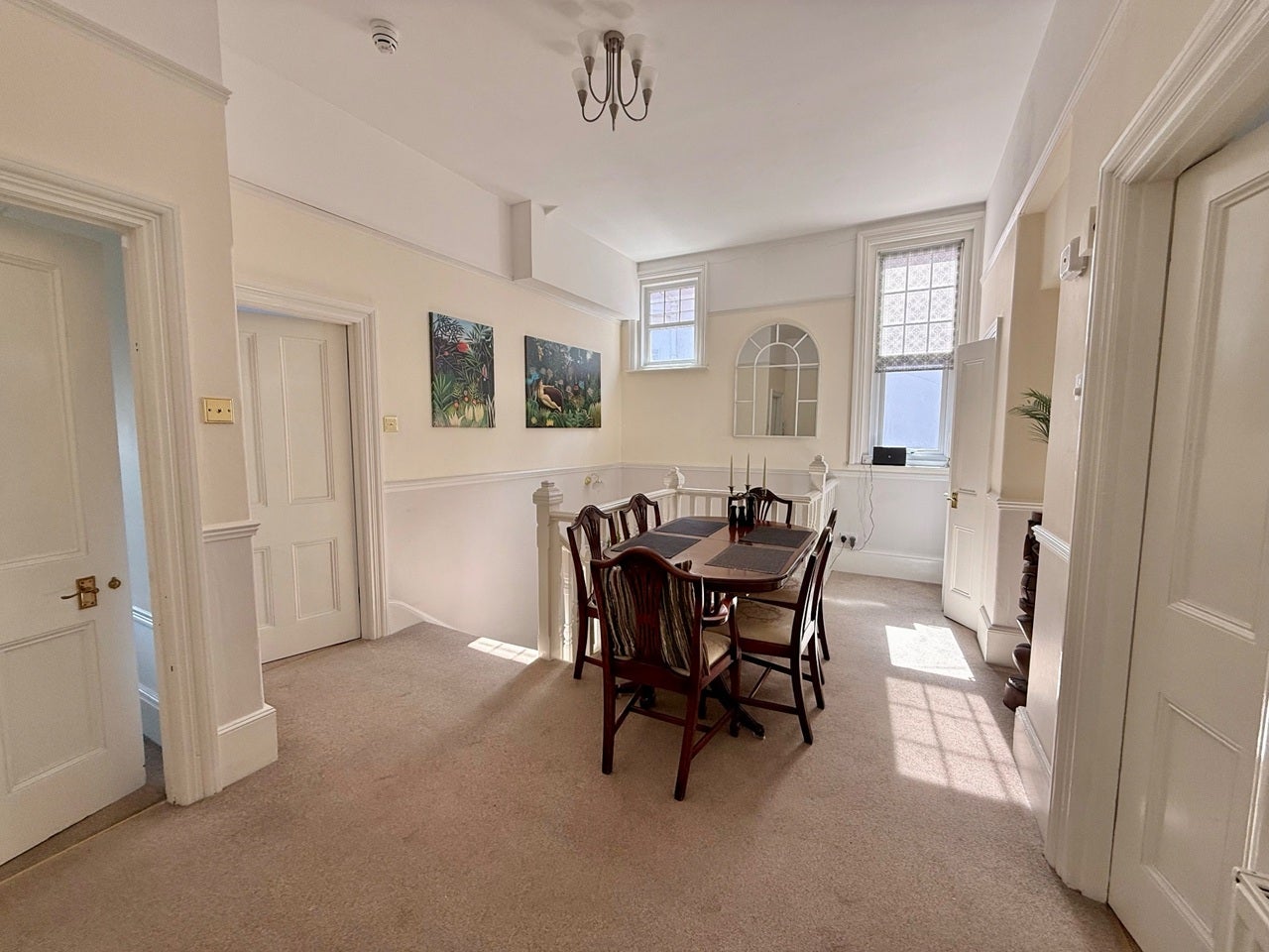 Flat Cantelupe Road in Rother