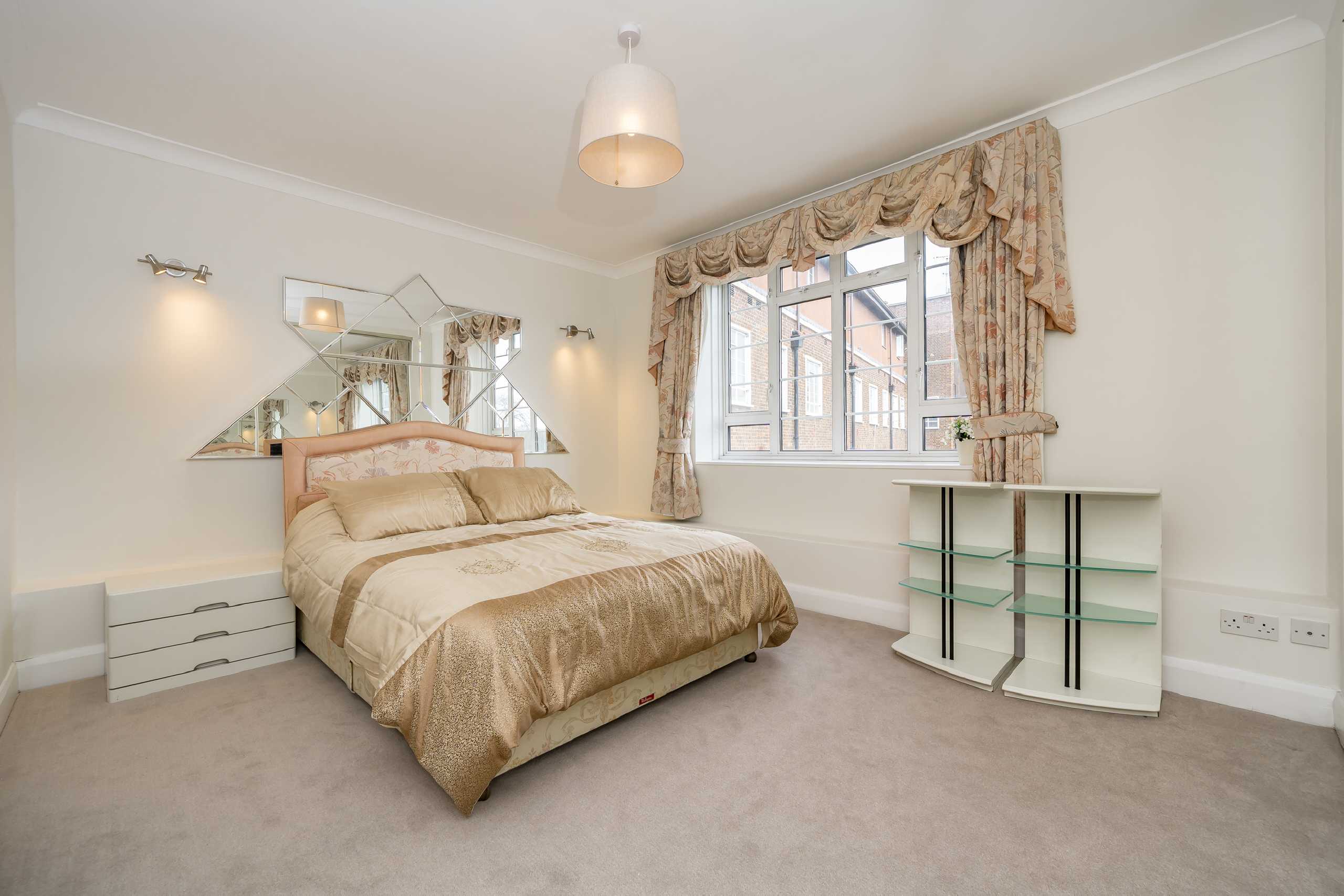 Flat Inverness Terrace in City of Westminster