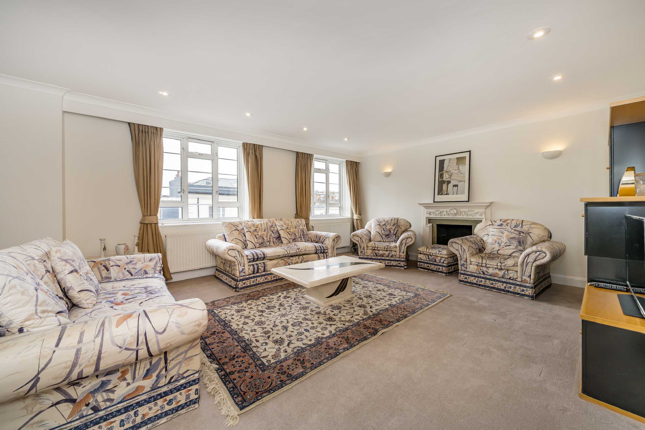 Flat Inverness Terrace in City of Westminster