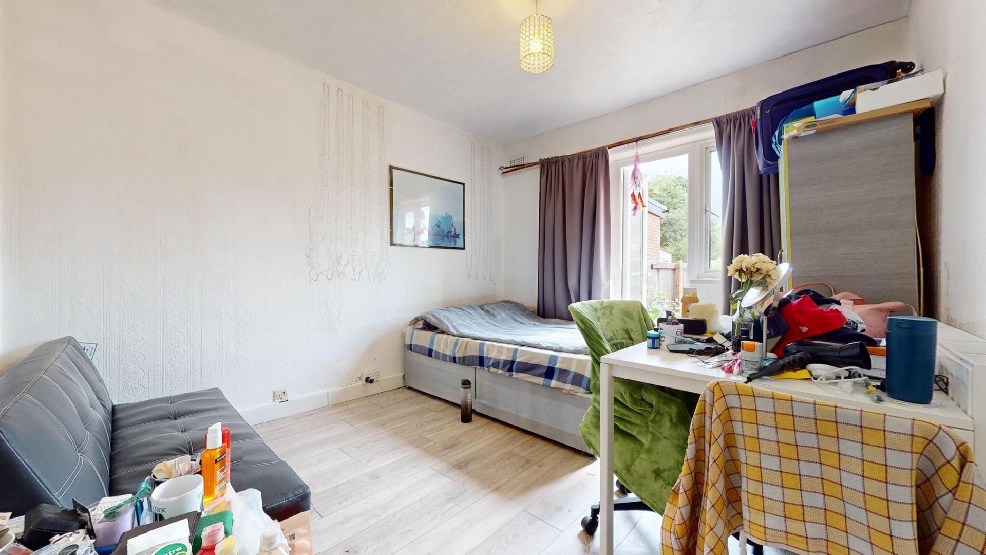 Flat Iveagh Close in Greater London
