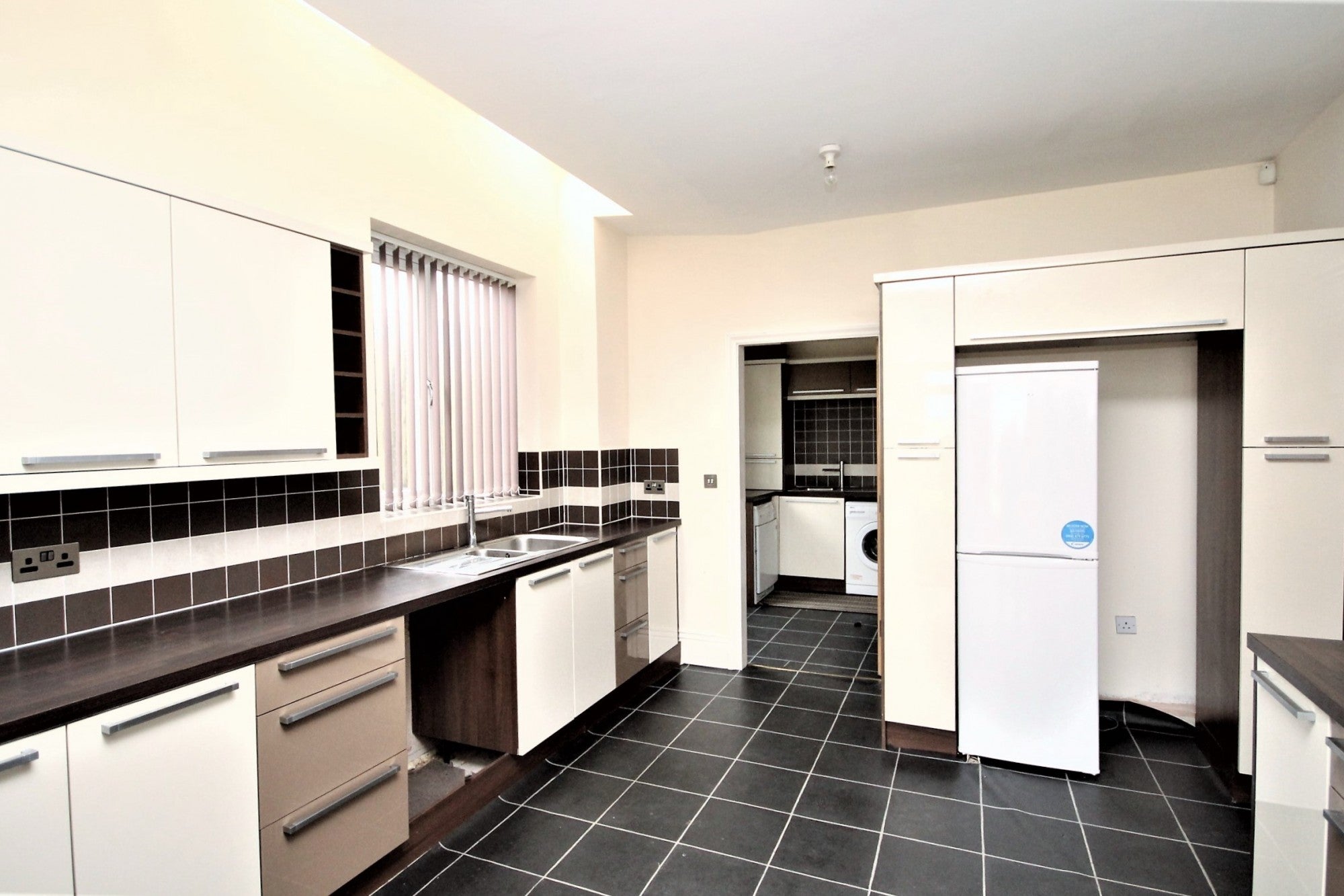 House Halkin Close in Preston