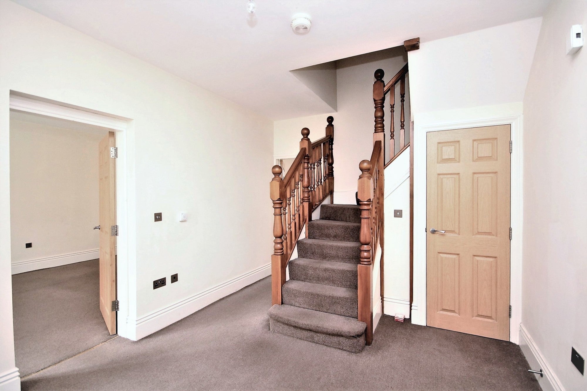 House Halkin Close in Preston