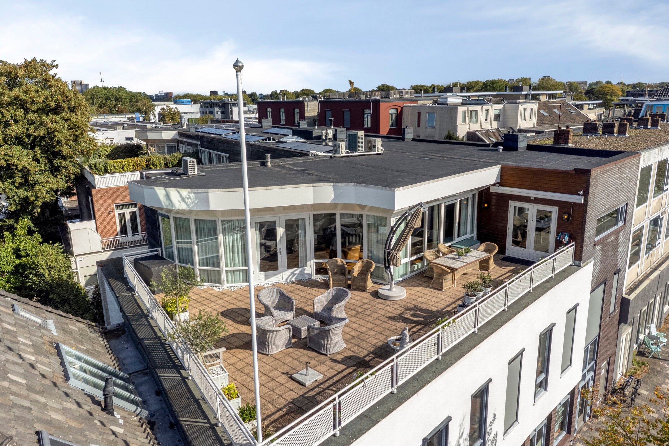 Appartement te koop: Hoge Rijndijk 88E, Leiden