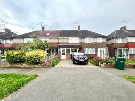 House Elgin Avenue in Borough of Spelthorne