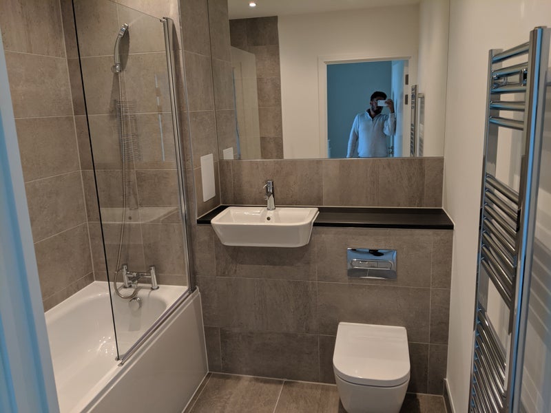 Room Abercrombie Road in Greater London