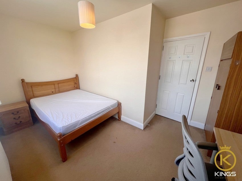 House Southway in Guildford