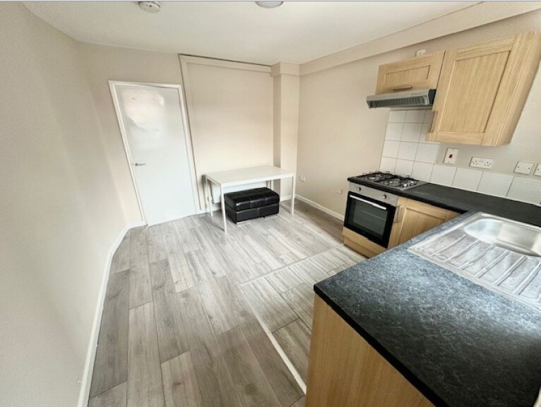 Flat Edleston Road in Crewe