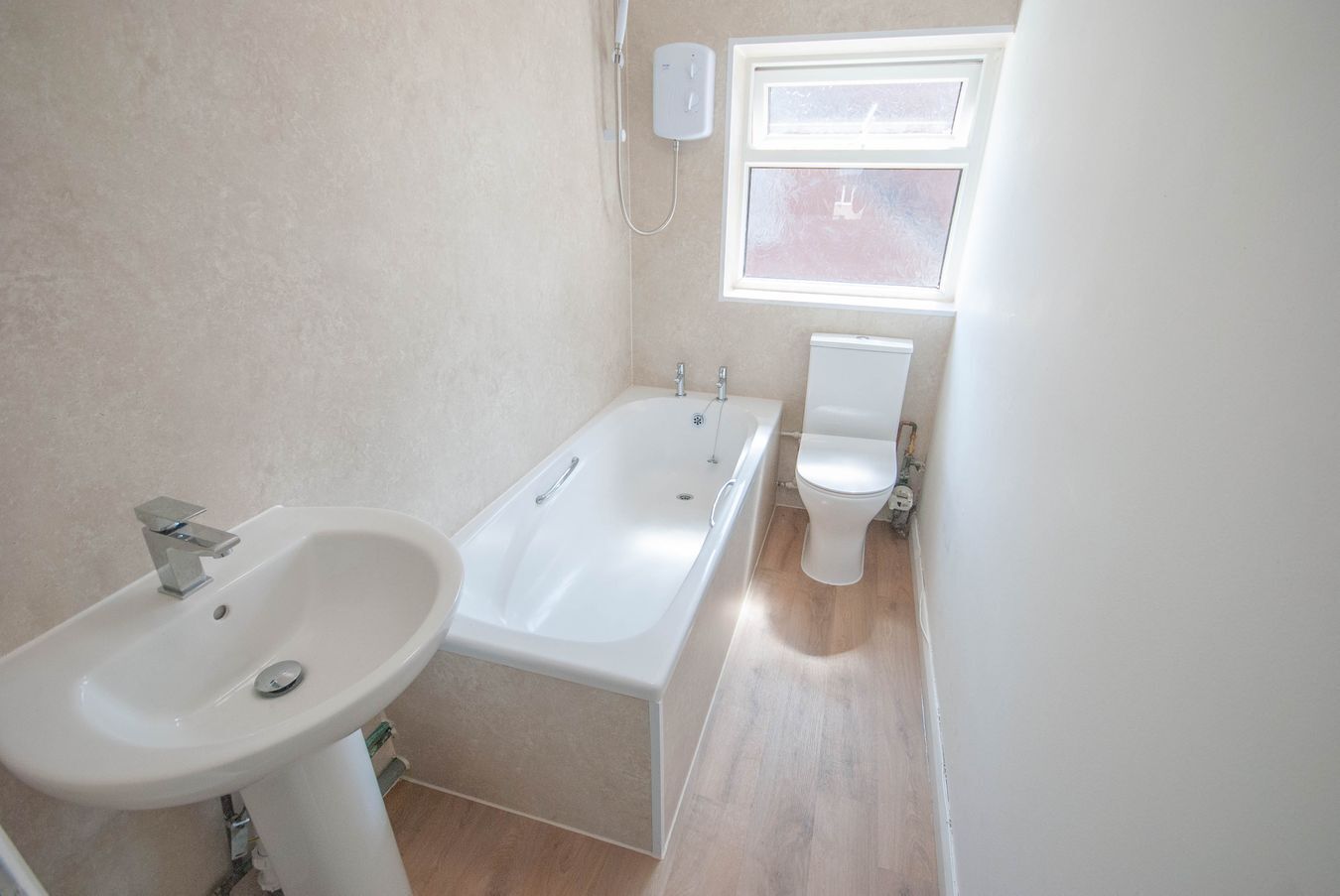 Flat Hillmorton Road in Rugby