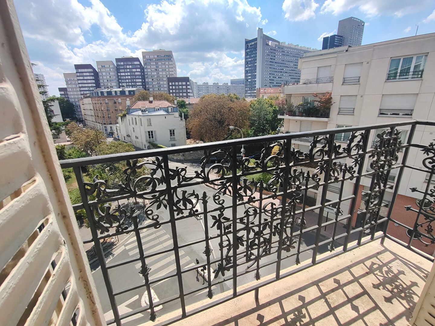 Flat Rue de Colombes in Courbevoie