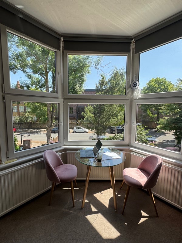 Flat Montpelier Avenue in Greater London