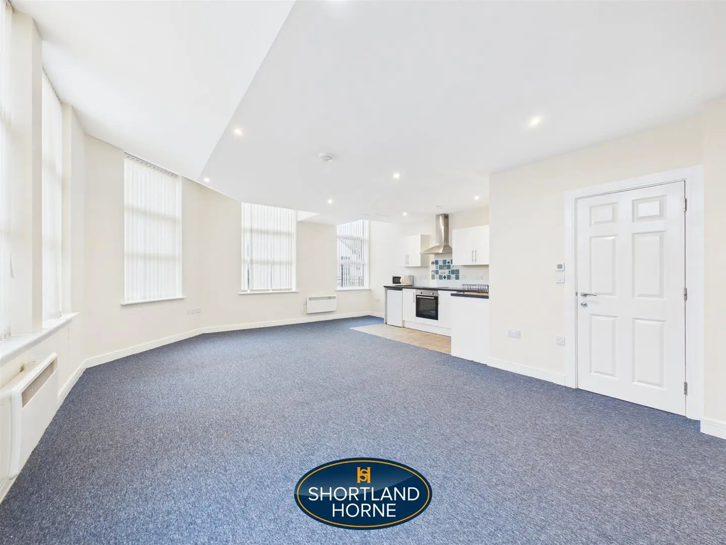 Flat Foleshill Road in Coventry