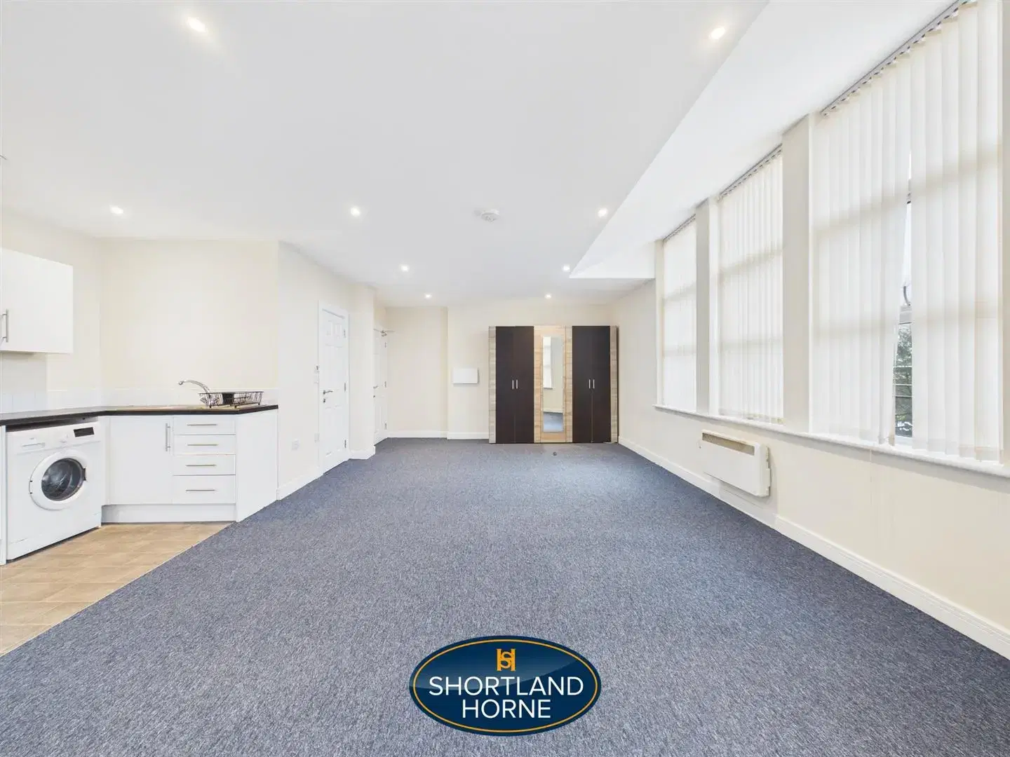 Flat Foleshill Road in Coventry