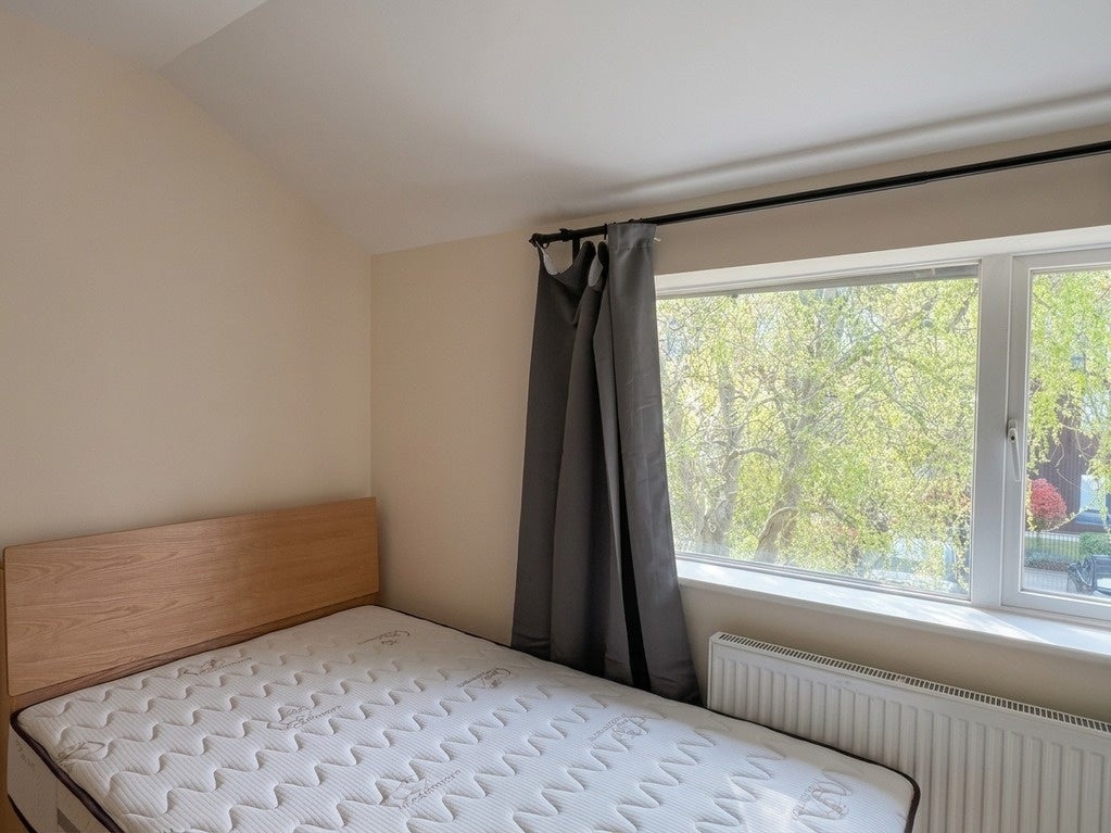 Room Meadowside in Greater London