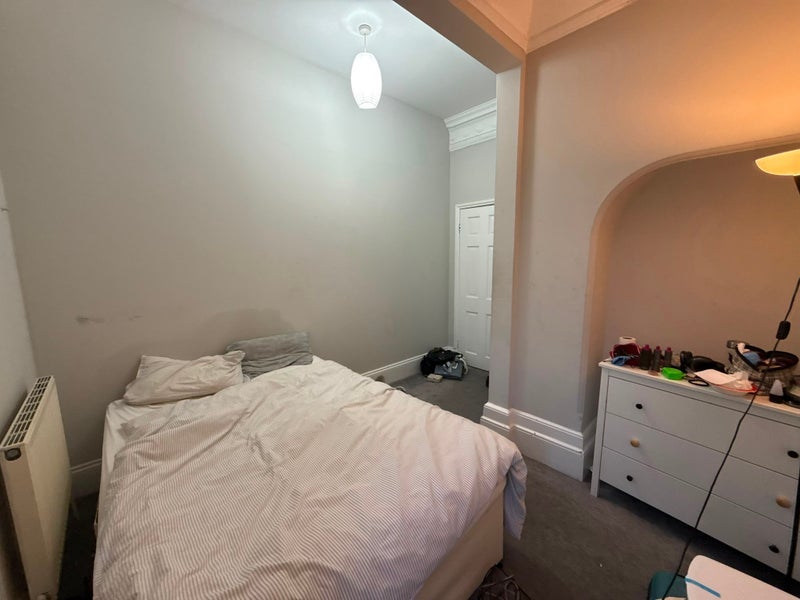 Room Elgin Avenue in City of Westminster