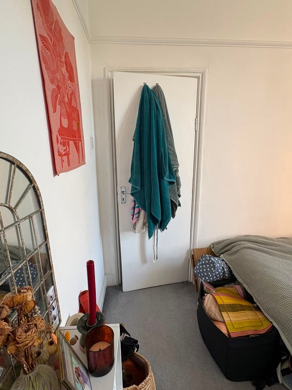 Room Granleigh Road in Greater London