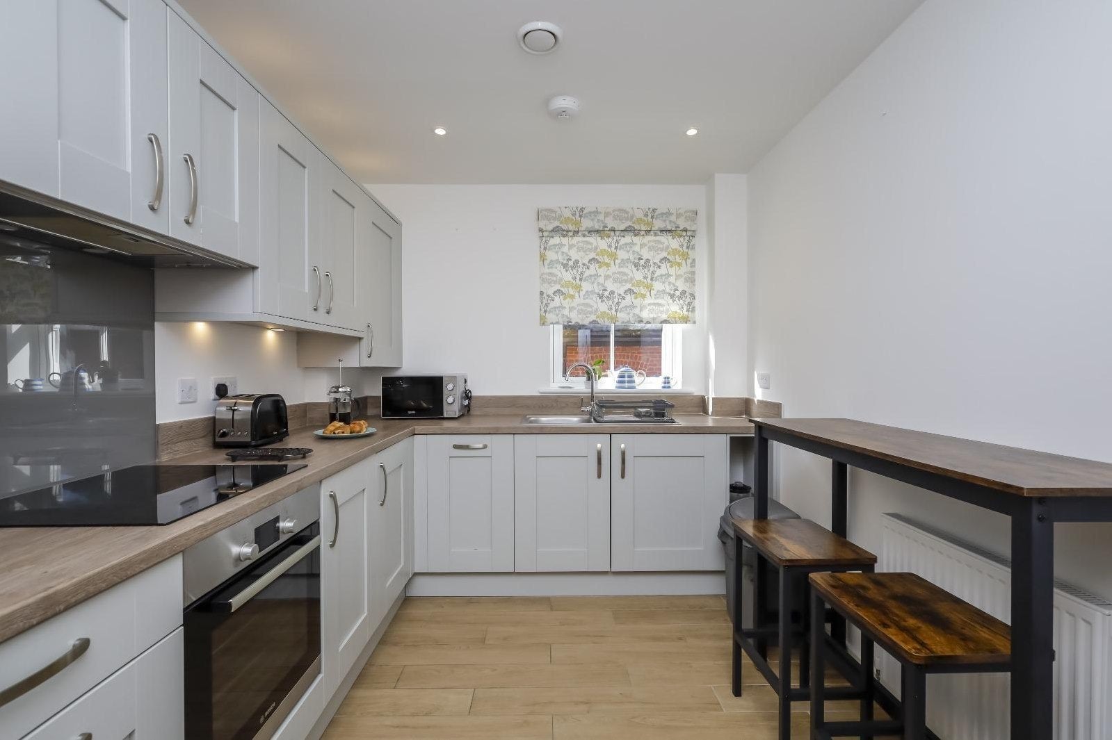 Flat Grange Road in Eastbourne