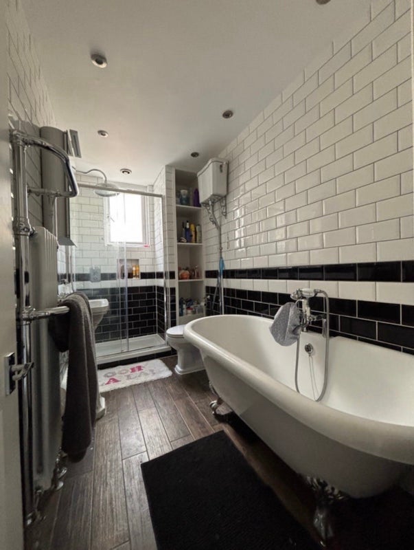Room Quinton Street in Greater London