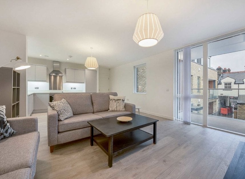 Flat Hillgate Place in Greater London
