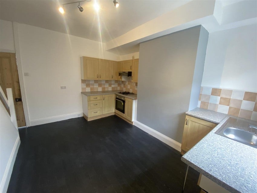Flat Marion Street in Bradford