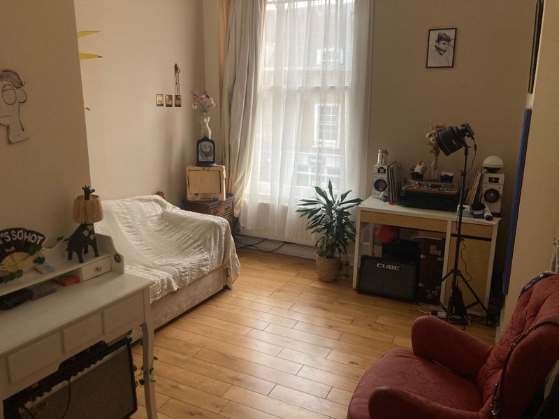 Room Highgate High Street in Greater London