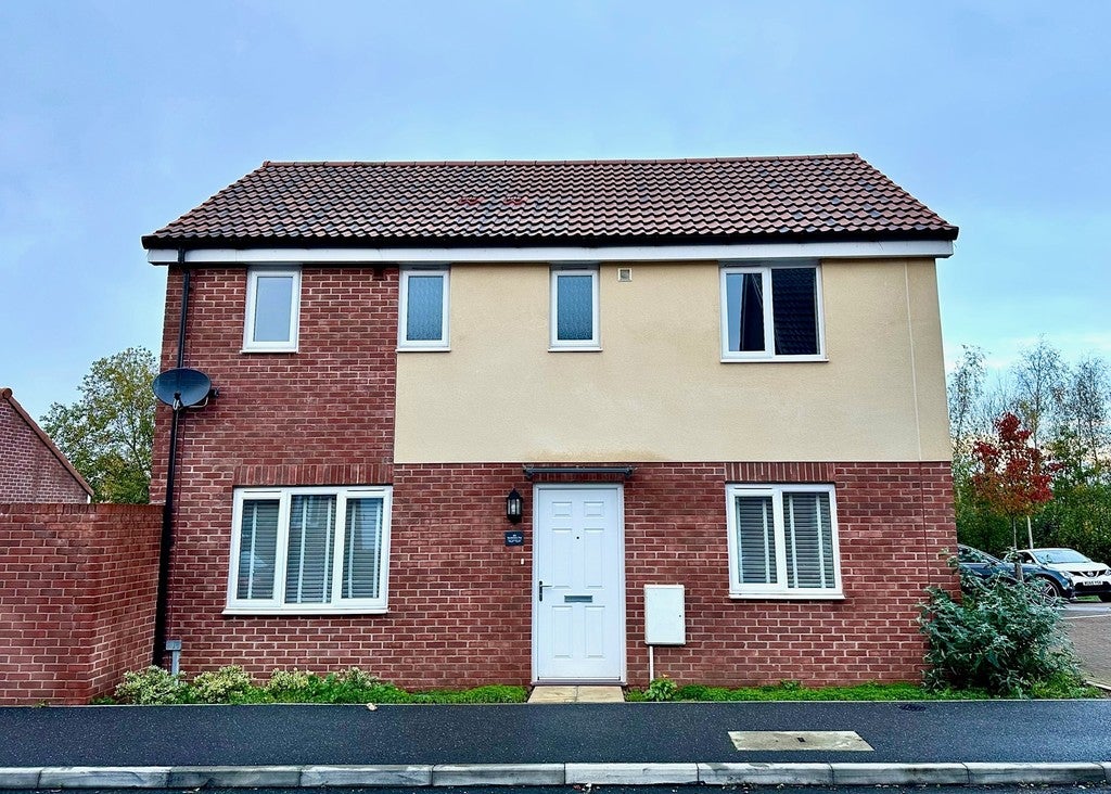 House Myrtlebury Way in Exeter