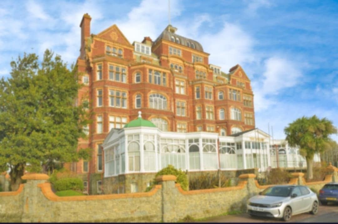 Flat Metropole Road East in Folkestone and Hythe District