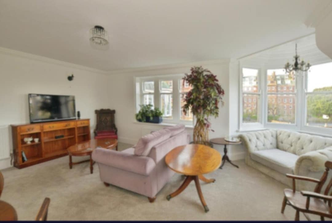 Flat Metropole Road East in Folkestone and Hythe District