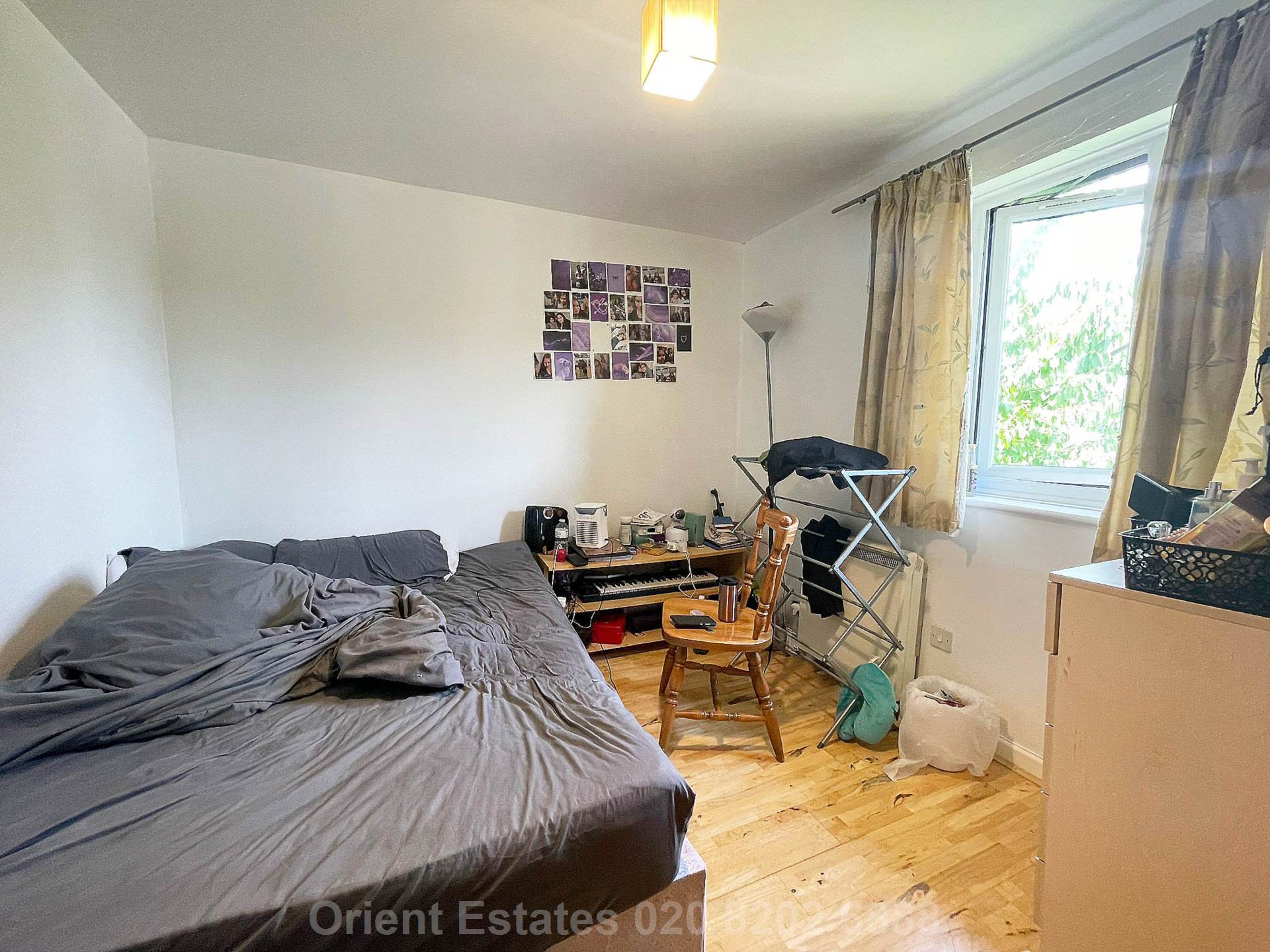 Flat Wenlock Gardens in Greater London