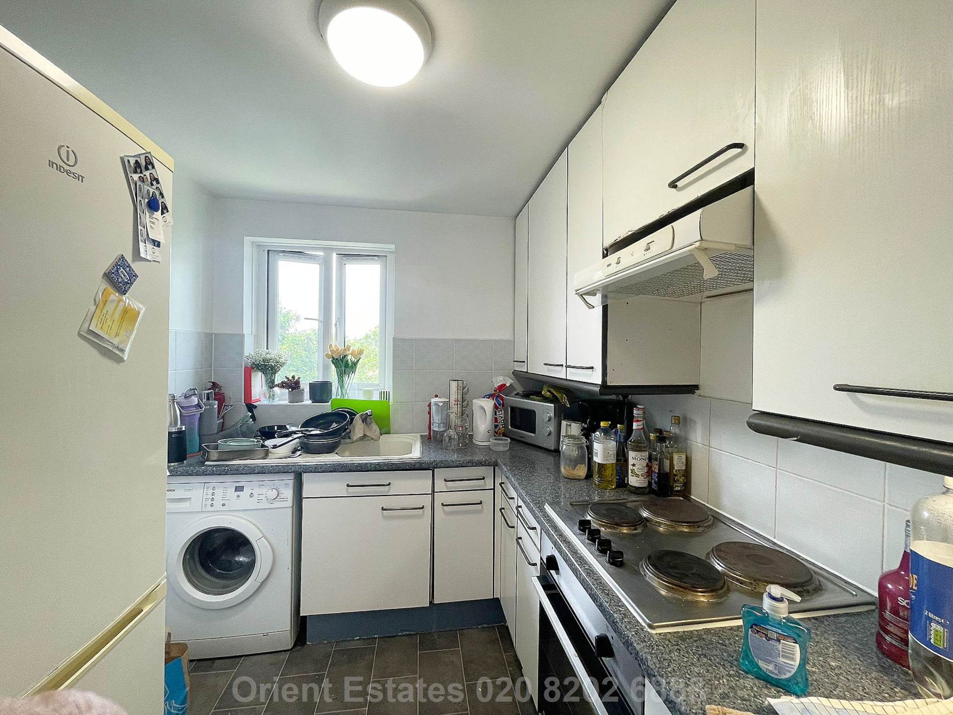 Flat Wenlock Gardens in Greater London