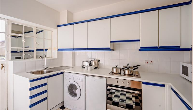 Flat Fulham Road in Greater London