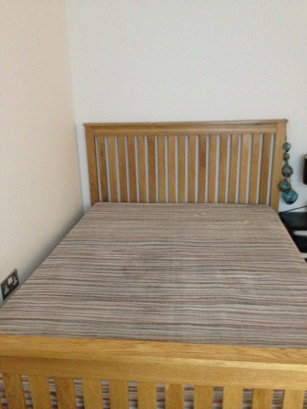 Room Shirley Road in Leicester
