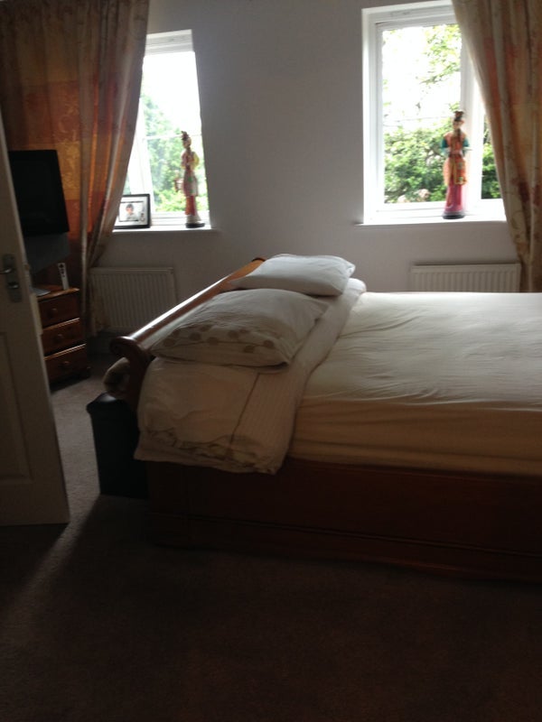 Room Shirley Road in Leicester