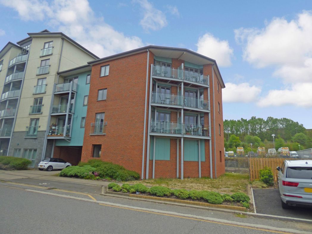 Flat Worsdell Drive in Gateshead