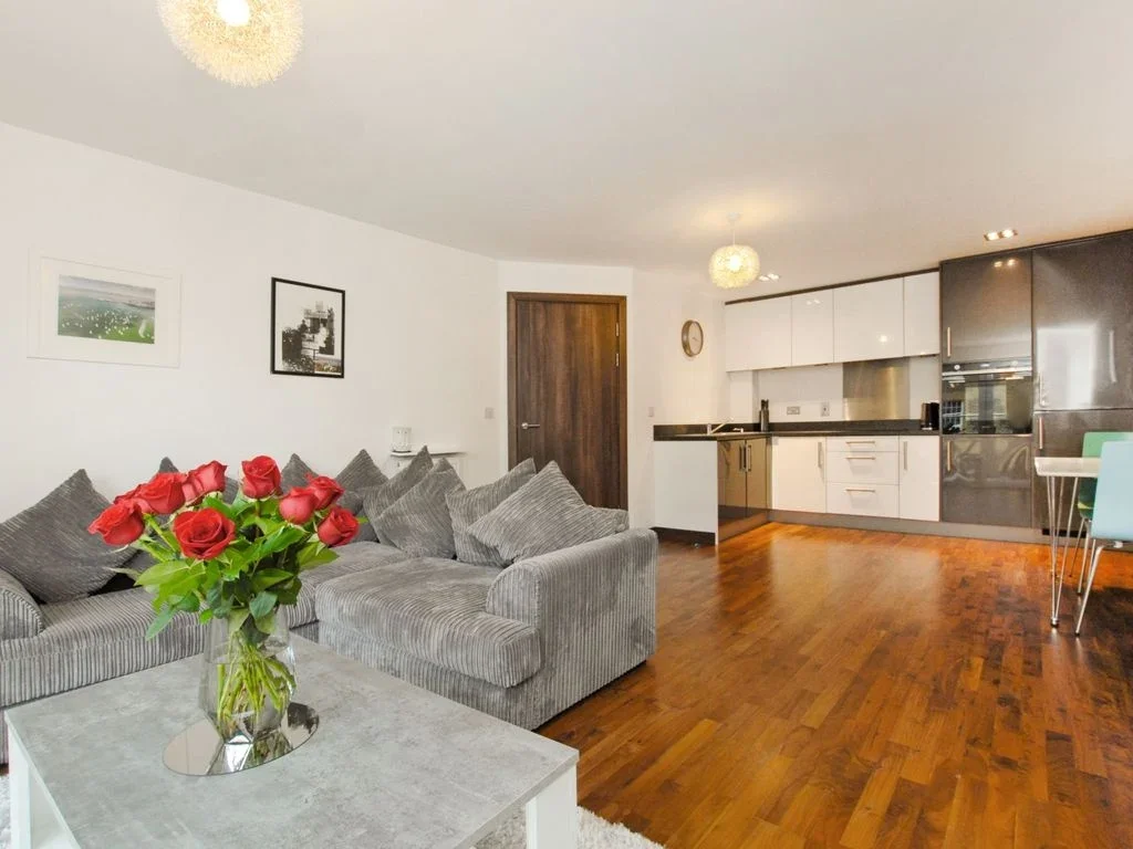 Flat Kings Mill Way in Denham
