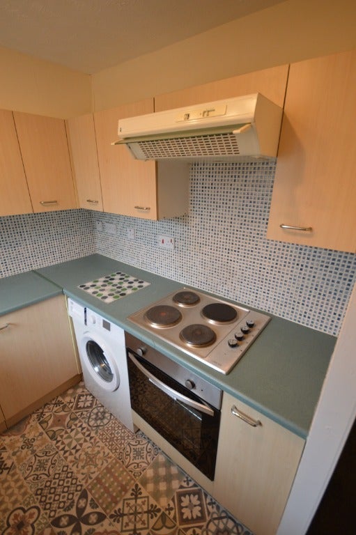 Flat Morlich Court in Dalgety Bay