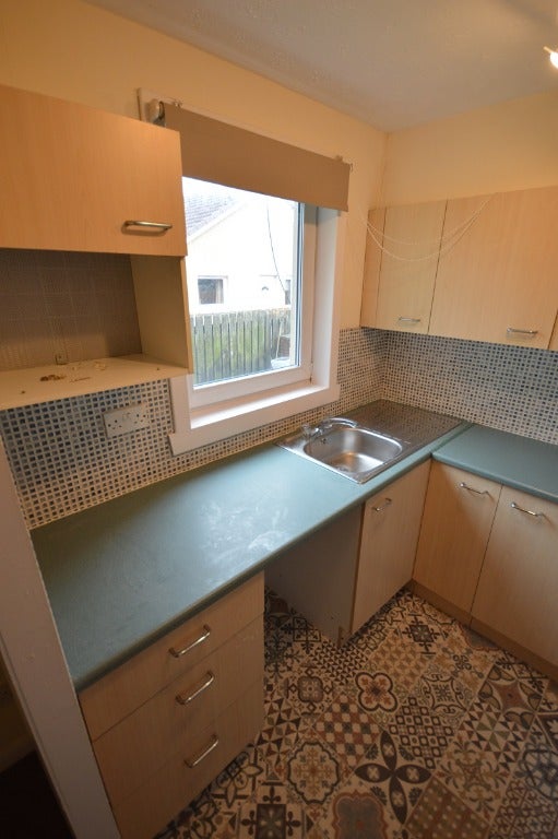 Flat Morlich Court in Dalgety Bay